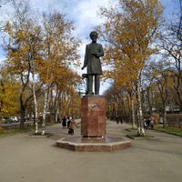 Памятник Николаю Славянову
