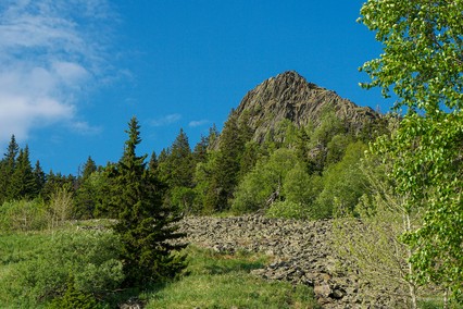 Гора Дунан-Суйган